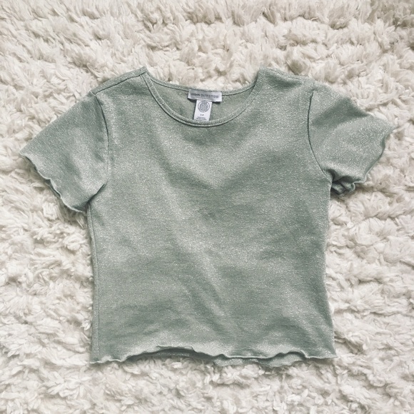 UO top - Picture 1 of 3